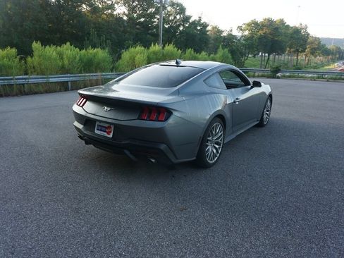 Used 2026 Ford Mustang Premium RWD image 19