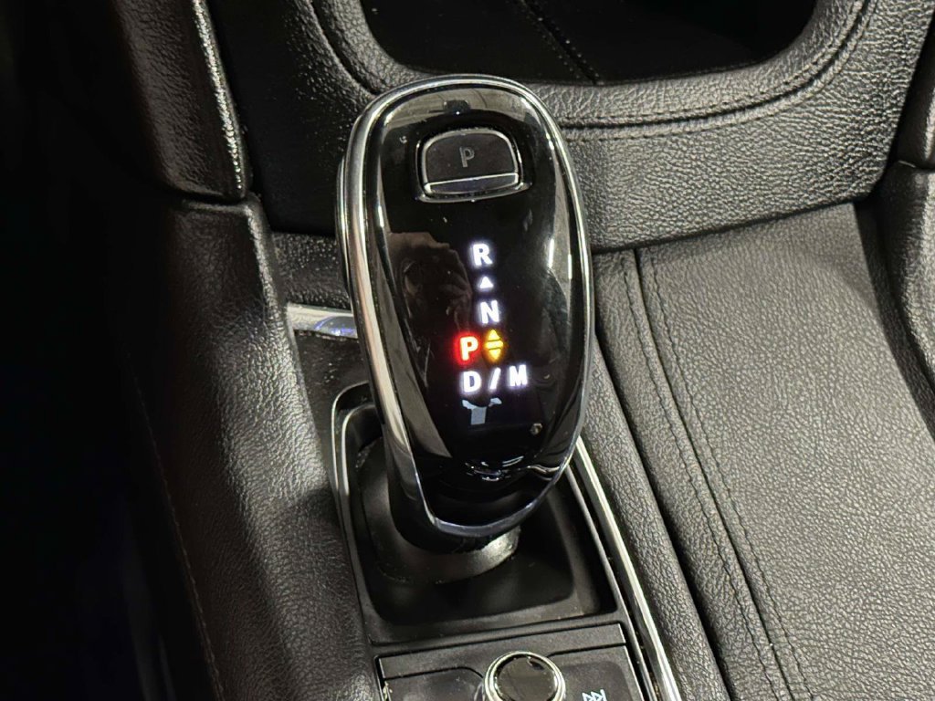 Used 2020 Cadillac XT6 Premium Luxury AWD/4WD image 21