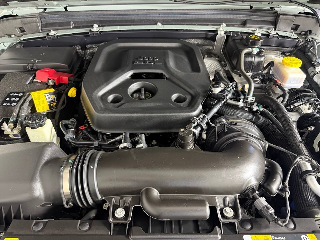 Used 2024 Jeep Wrangler Unlimited Sport AWD/4WD image 22