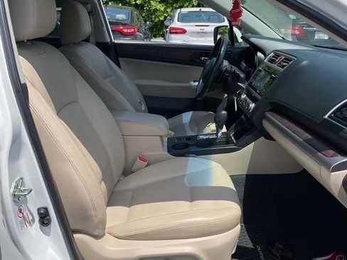 Used 2015 Subaru Outback 2.5i Limited AWD/4WD image 23