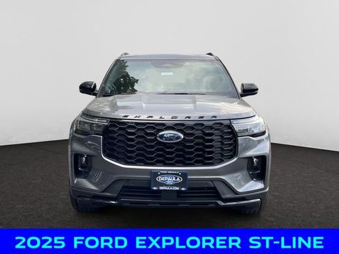 New 2025 Ford Explorer ST-Line w/ Premium Package image 8