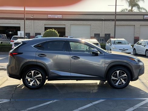 Used 2019 Lexus NX 300h AWD w/ Premium Package image 4