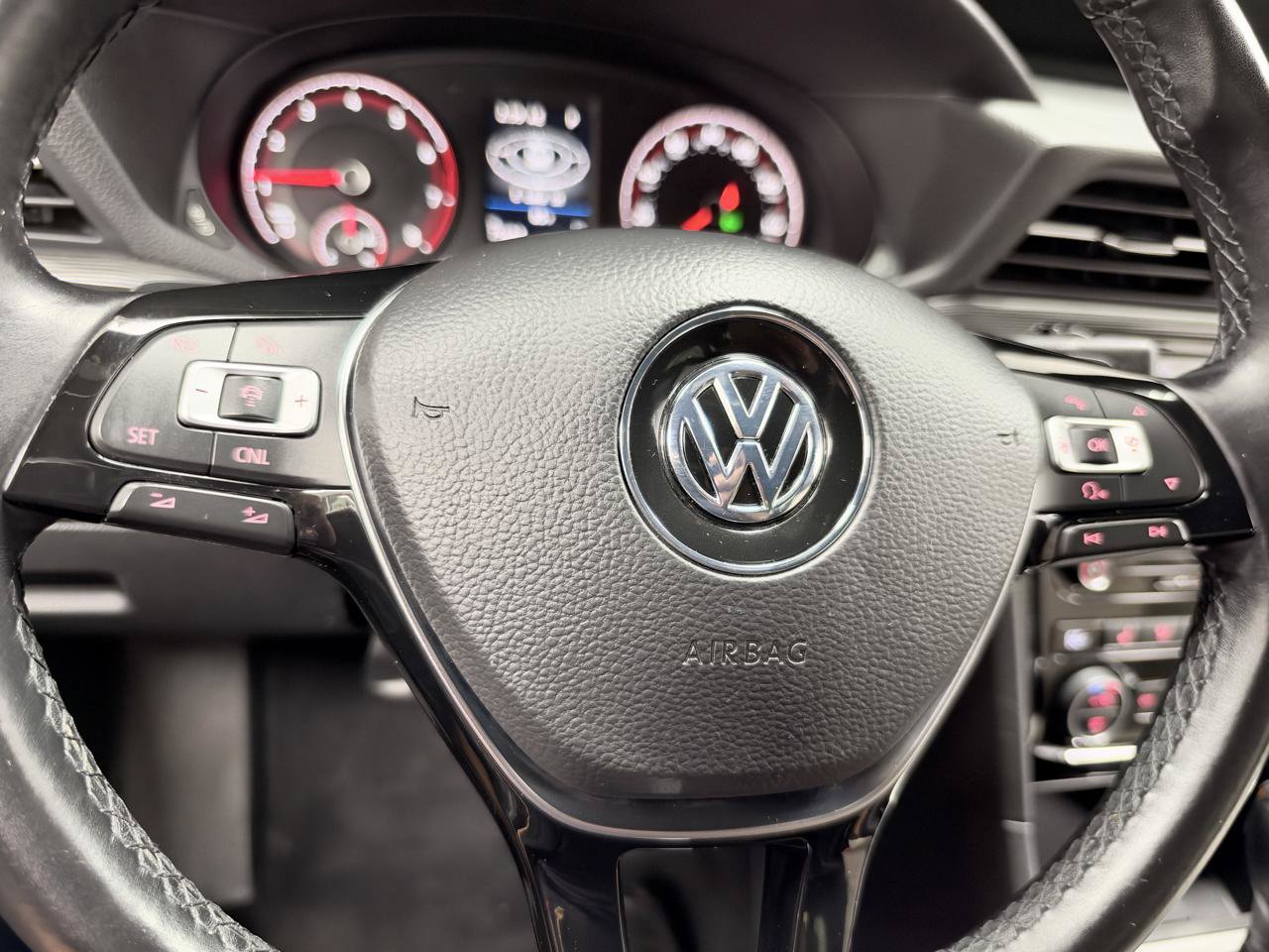 Used 2021 Volkswagen Passat 2.0T R-Line FWD image 18