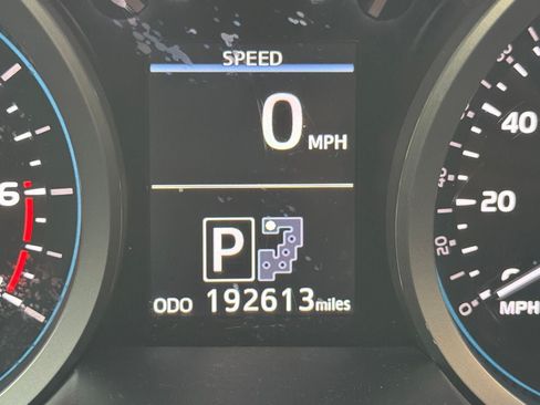 Used 2013 Toyota Land Cruiser AWD/4WD image 9