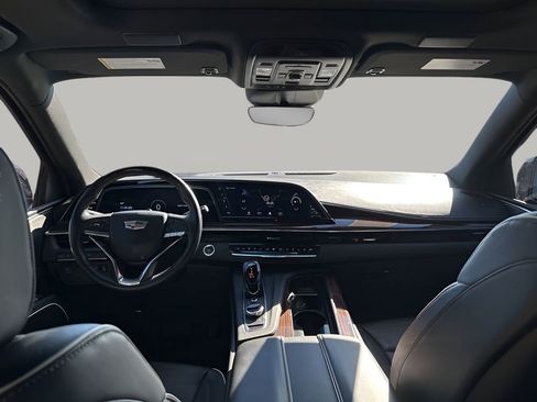 Certified 2024 Cadillac Escalade Premium Luxury image 23