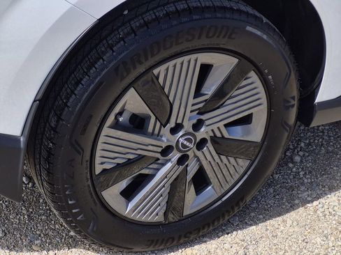 Used 2025 Nissan Murano SL image 8