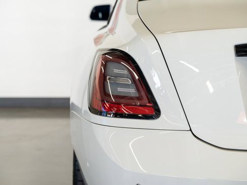 Used 2022 Rolls-Royce Ghost Black Badge image 36