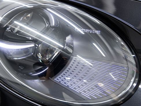 Used 2023 Porsche 911 Carrera S RWD image 14