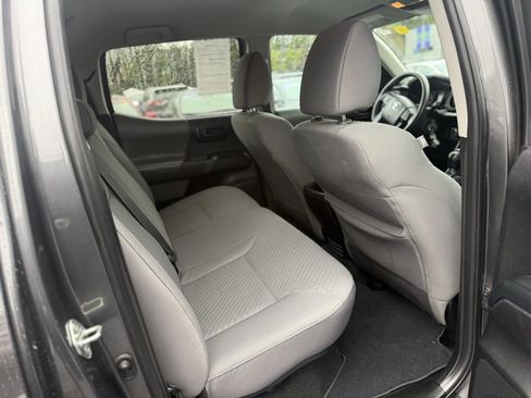 Certified 2021 Toyota Tacoma SR image 18