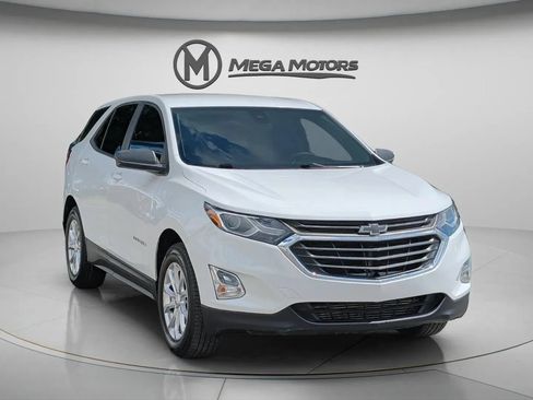 Used 2020 Chevrolet Equinox LS FWD image 9