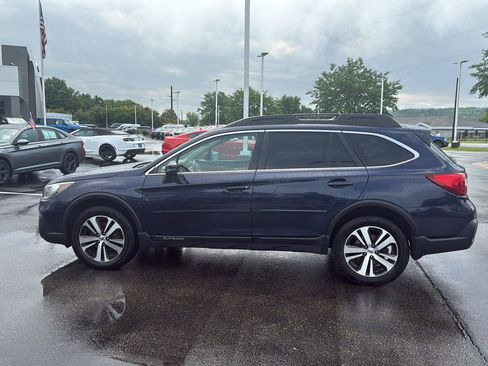 Used 2018 Subaru Outback 2.5i Limited AWD/4WD image 6