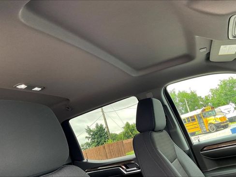 Used 2025 Chevrolet Silverado 1500 LT AWD/4WD image 18