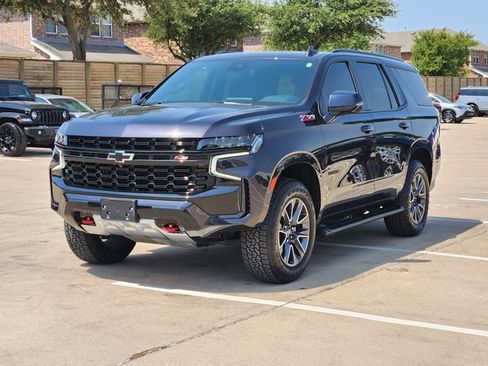 Used 2024 Chevrolet Tahoe Z71 w/ Luxury Package AWD/4WD image 11