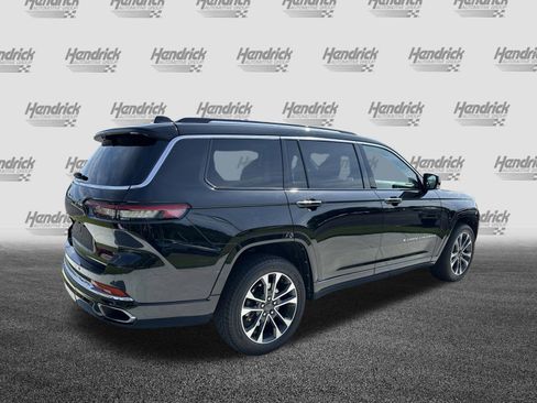 Used 2021 Jeep Grand Cherokee L Overland w/ Advanced Protech Group III AWD/4WD image 10