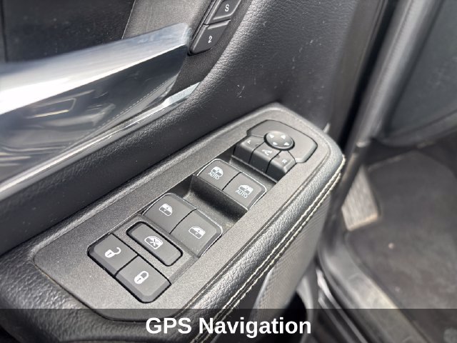 Used 2025 RAM 1500 Laramie AWD/4WD image 13