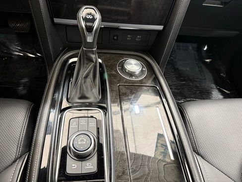 Used 2023 INFINITI QX80 Luxe image 44