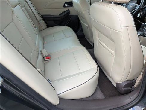 Used 2015 Chevrolet Malibu LTZ FWD image 18