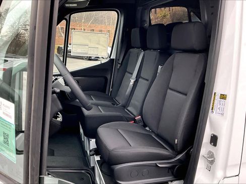 New 2026 Mercedes-Benz Sprinter 2500 image 13