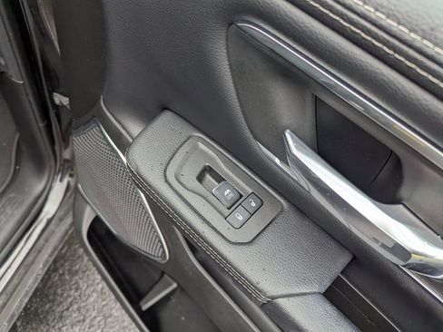 Used 2025 RAM 1500 Laramie image 34