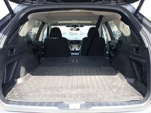 Used 2025 Subaru Outback Premium AWD/4WD image 30