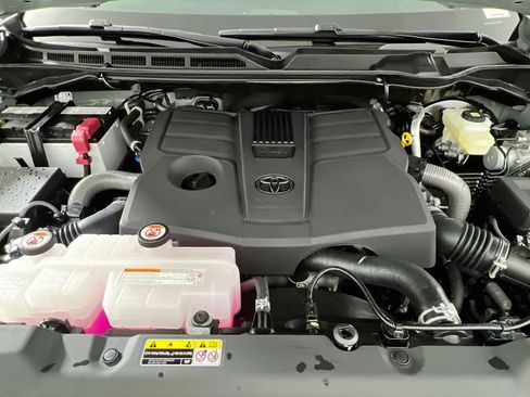 Certified 2026 Toyota Tundra SR5 w/ TRD Off-Road Package AWD/4WD image 25