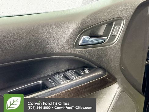 Used 2017 GMC Canyon SLT image 10