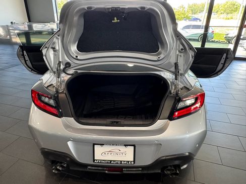 Used 2025 Toyota GR86 Premium w/ ALL Weather Mat Package (TMS) RWD image 35