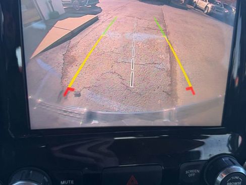 Used 2021 RAM 1500 Laramie image 18