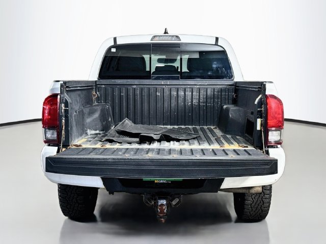 Used 2023 Toyota Tacoma SR5 w/ Technology Package RWD image 34