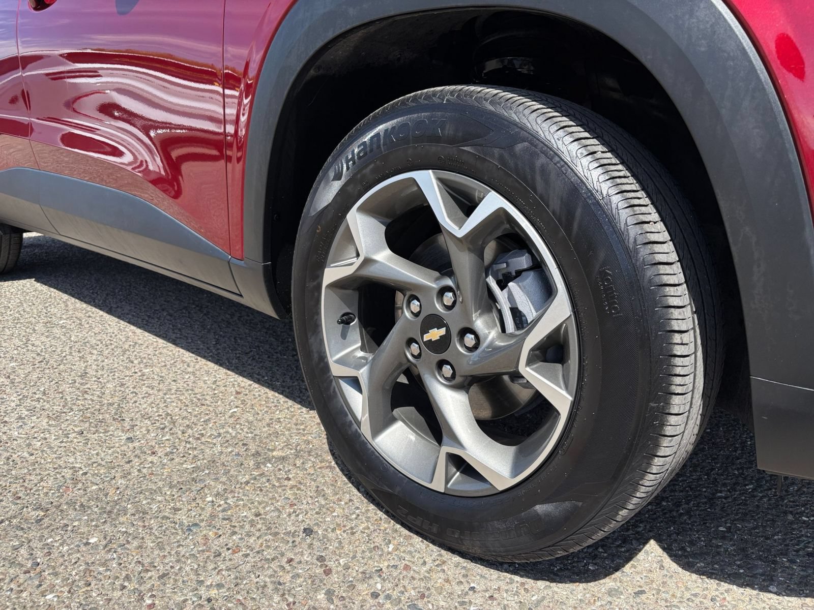 Used 2025 Chevrolet Trax LT w/ LT Convenience Package FWD image 53