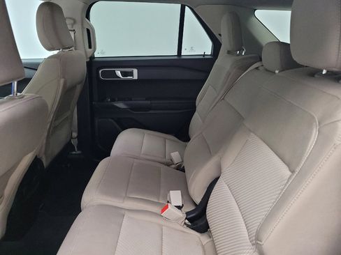 Used 2022 Ford Explorer 4WD image 18
