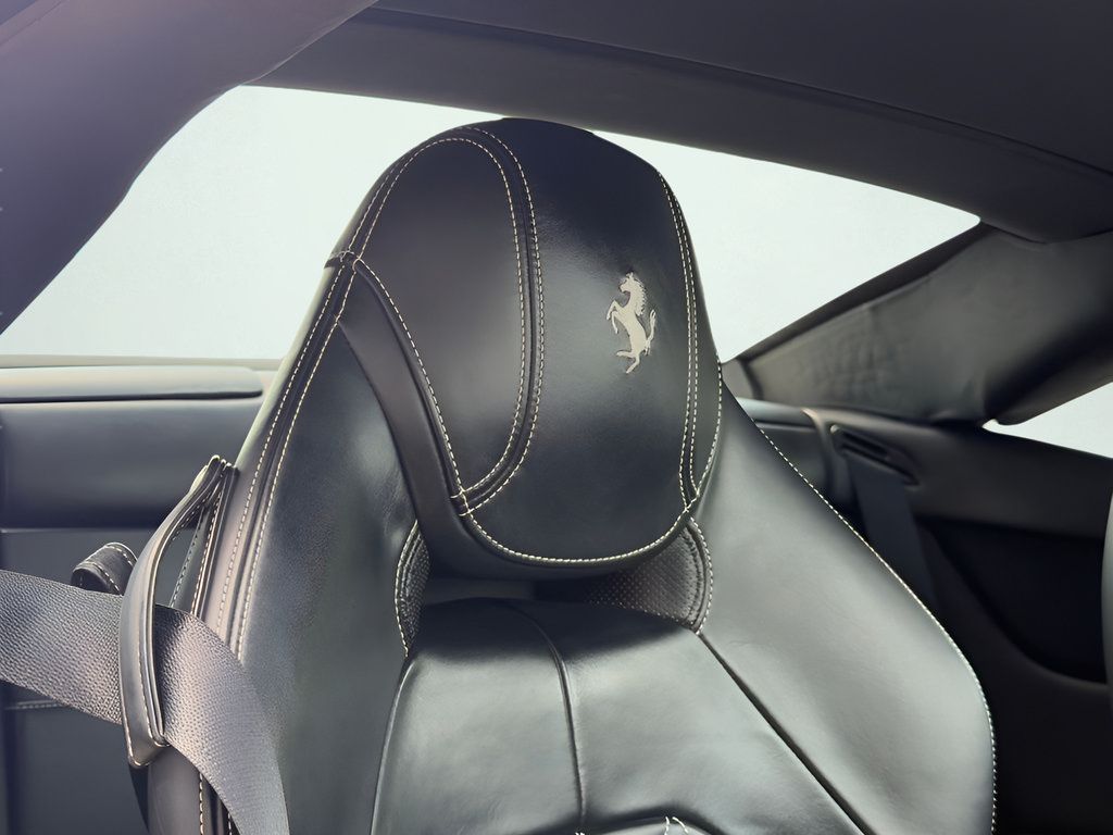 Used 2015 Ferrari California T RWD image 48