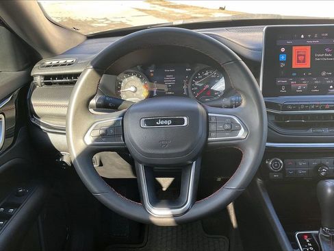 Used 2024 Jeep Compass Trailhawk image 10