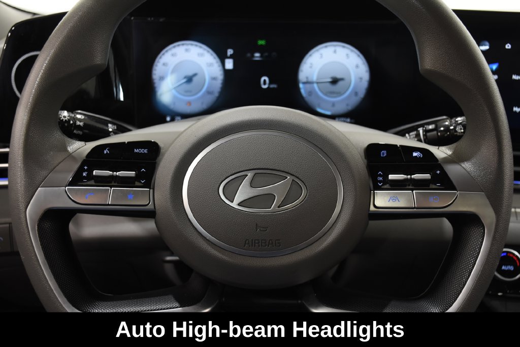 Used 2024 Hyundai Elantra SEL FWD image 13