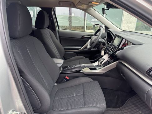 Used 2025 Mitsubishi Eclipse Cross ES AWD/4WD image 11