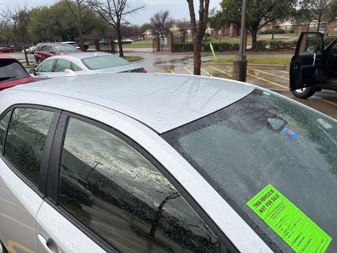 Used 2024 Toyota Corolla SE image 4