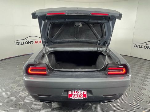 Used 2017 Dodge Challenger SXT Plus image 6