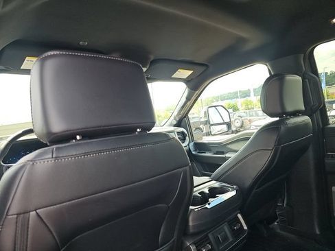 Used 2025 Ford F150 Lariat w/ Equipment Group 501A Mid AWD/4WD image 14