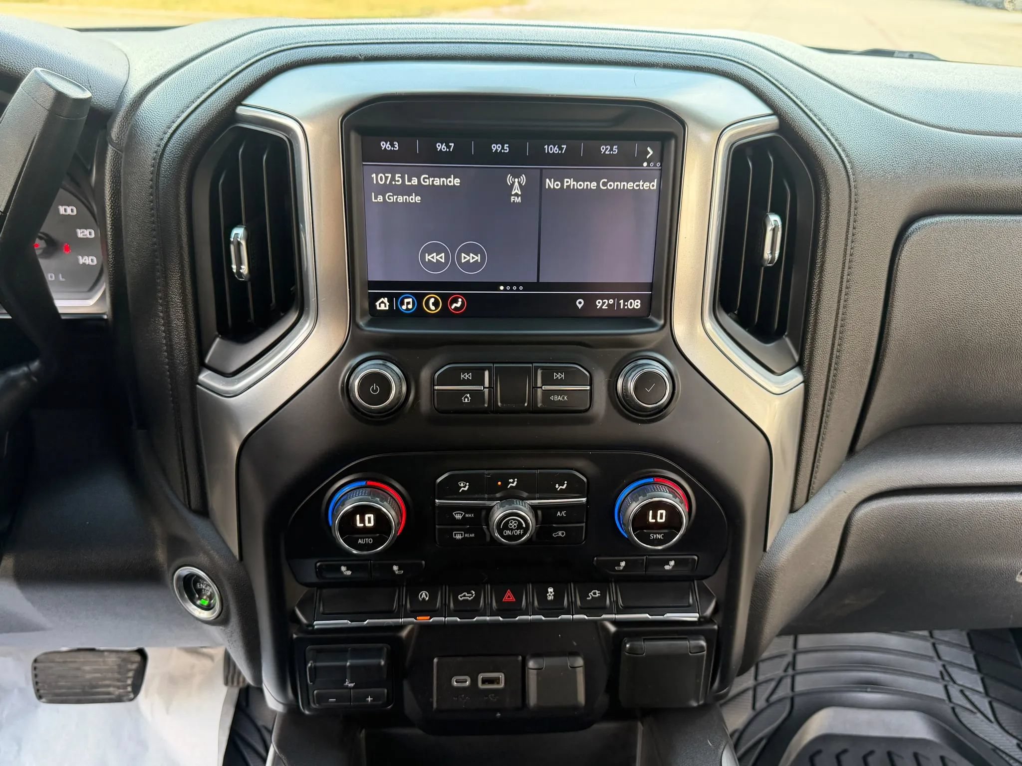 Used 2019 Chevrolet Silverado 1500 RST w/ All-Star Edition RWD image 19