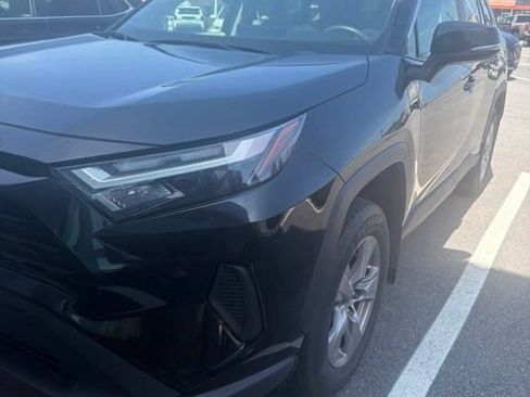 Used 2024 Toyota RAV4 XLE w/ Convenience Package AWD/4WD image 4