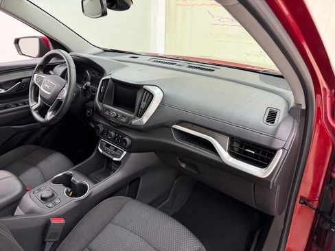 Used 2022 GMC Terrain SLE w/ Driver Convenience Package FWD image 12