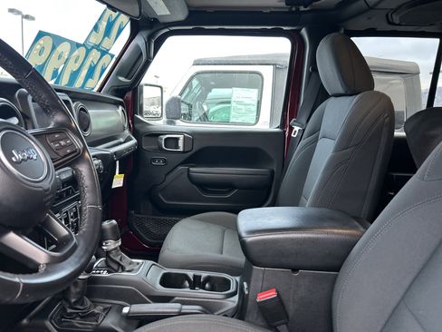 Used 2022 Jeep Wrangler Unlimited Sport image 11