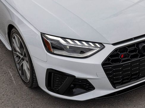 Used 2022 Audi S4 Premium Plus image 36