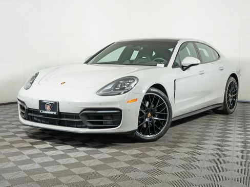 Certified 2022 Porsche Panamera 4 AWD/4WD image 1