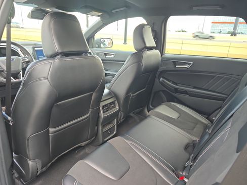 Used 2023 Ford Edge ST AWD/4WD image 13