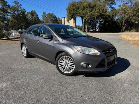 Used 2012 Ford Focus SEL image 8