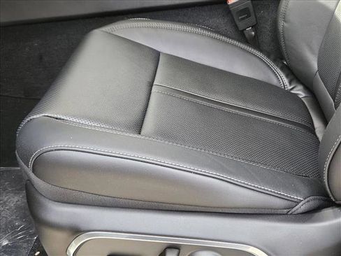 New 2026 Jeep Grand Wagoneer image 4