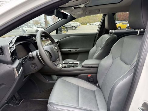 Used 2023 Lexus RZ 450e Premium w/ Technology Package image 13