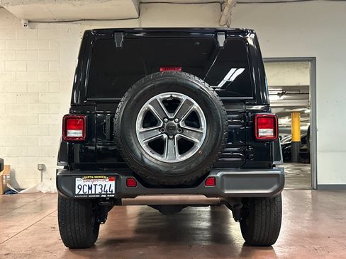 Certified 2022 Jeep Wrangler Unlimited Sahara w/ Cold Weather Group AWD/4WD image 4