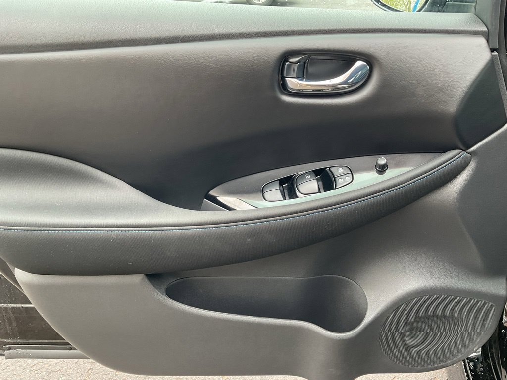 Used 2025 Nissan Leaf SV Plus FWD image 11